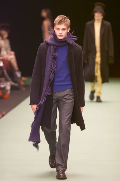 Look 24